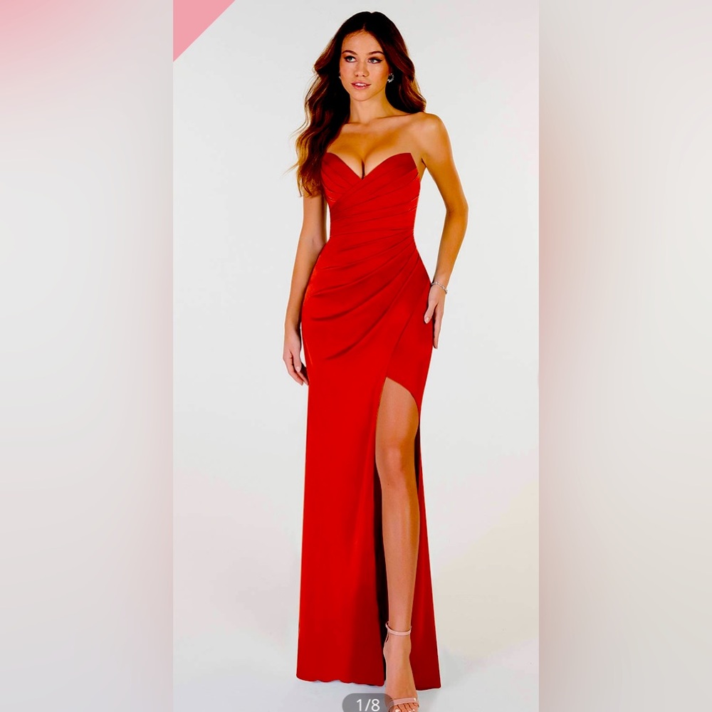 Strapless Burgundy prom/bridesmaid dress